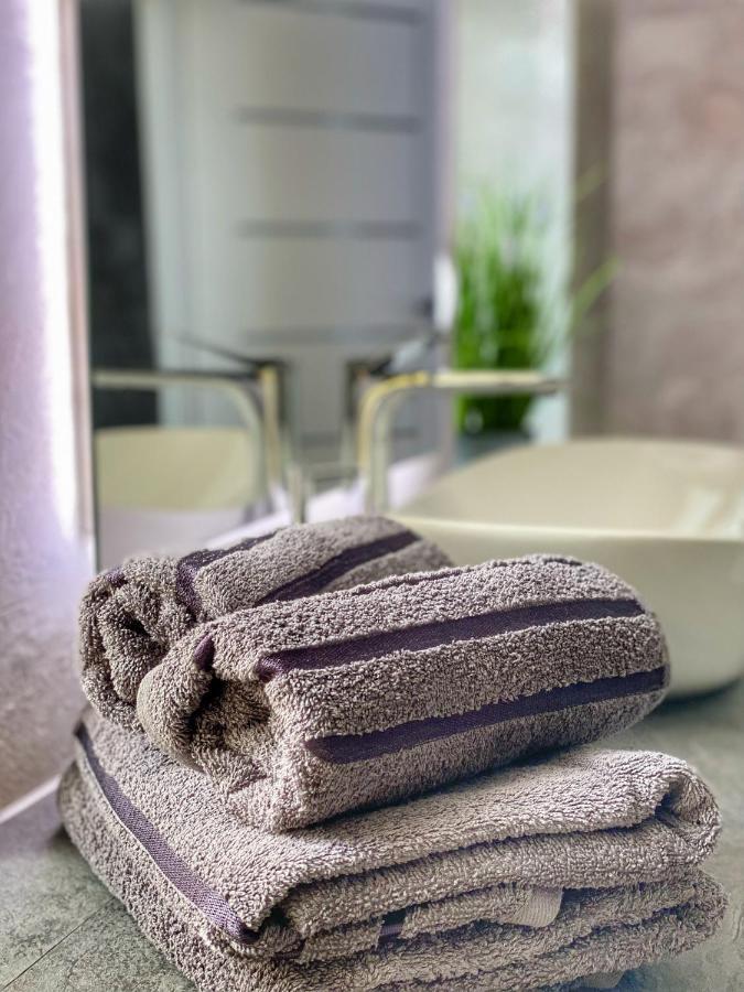 Apartament Bialy Z Jacuzzi Cracovia Exterior foto